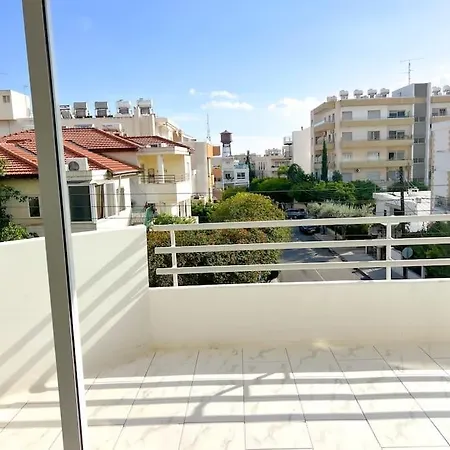 Samos Center, 2br Sleeps 4