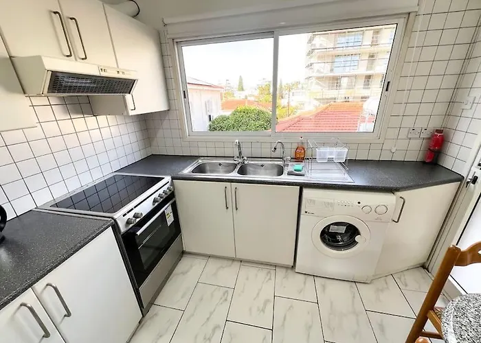 Samos Center, 2br Sleeps 4 *