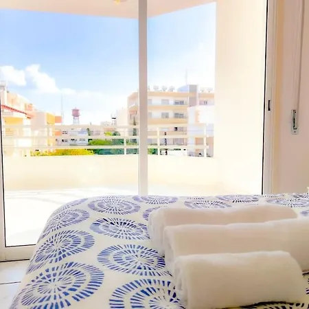 Διαμέρισμα Samos Center, 2br Sleeps 4 *